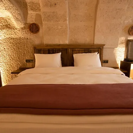 Hotell Medusa Cave 3*