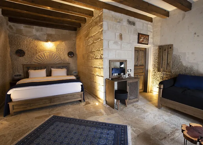 Medusa Cave Hotel 3*
